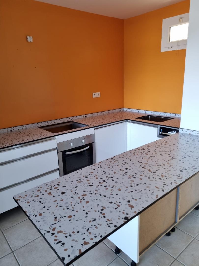 Plan de travail cuisine compact Martinique